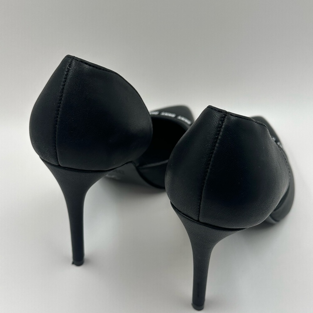 DKNY monogram spell out logo black stiletto 4” heels shoes women’s pumps size 7 - Picture 7 of 10